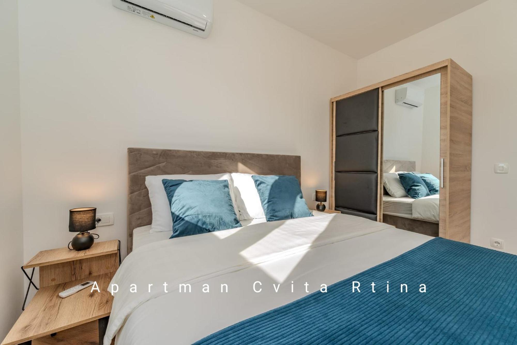 Apartman Cvita รทินา ภายนอก รูปภาพ