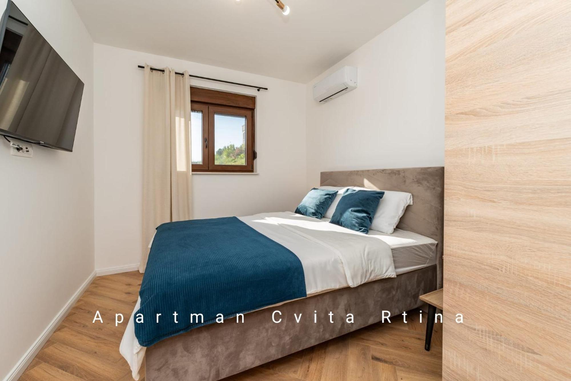 Apartman Cvita รทินา ภายนอก รูปภาพ