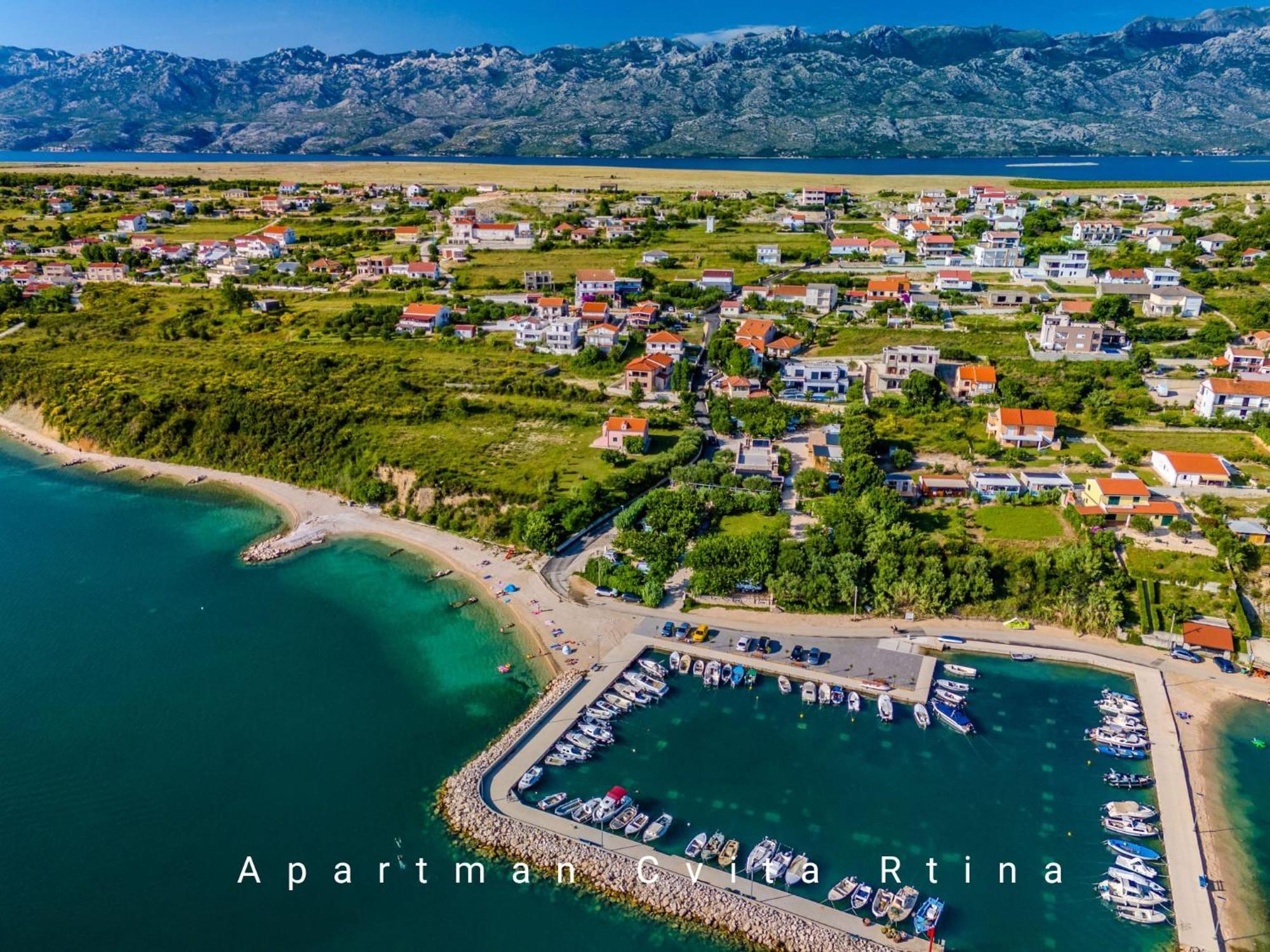 Apartman Cvita รทินา ภายนอก รูปภาพ